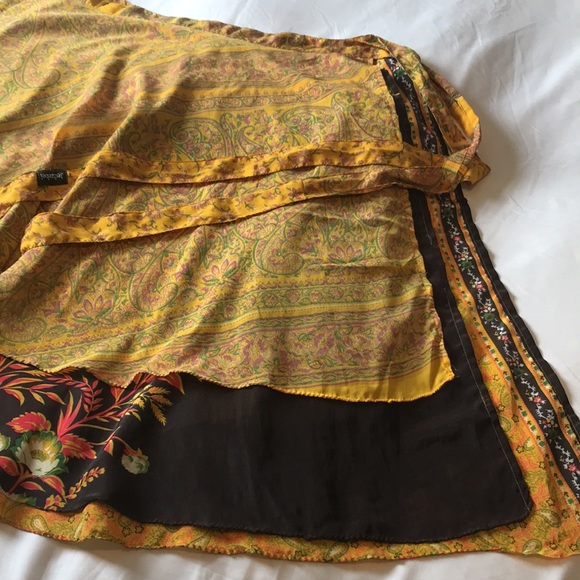 Jedzebel Dresses & Skirts - Jedzebel Silk Sari Magic Skirt Wrap